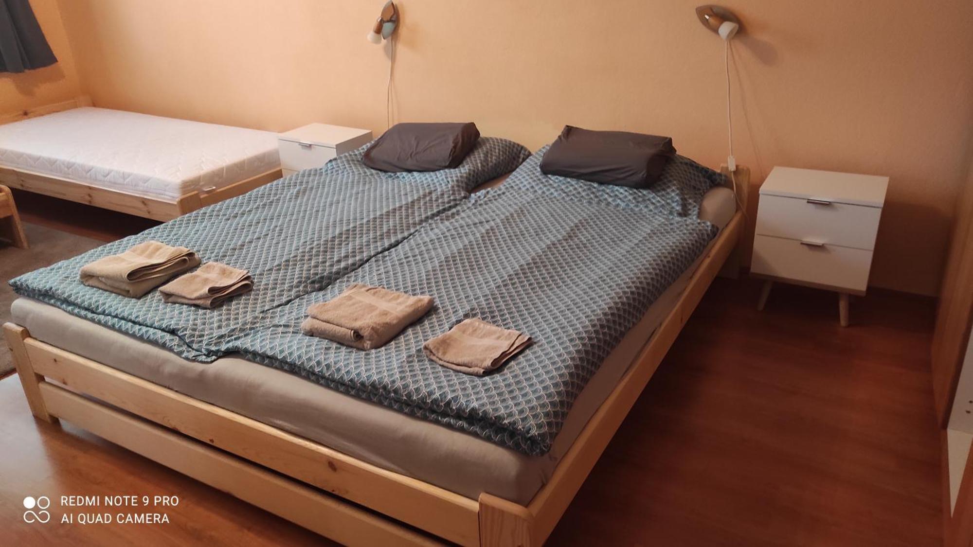 Apartman Sofia Levice Exterior foto